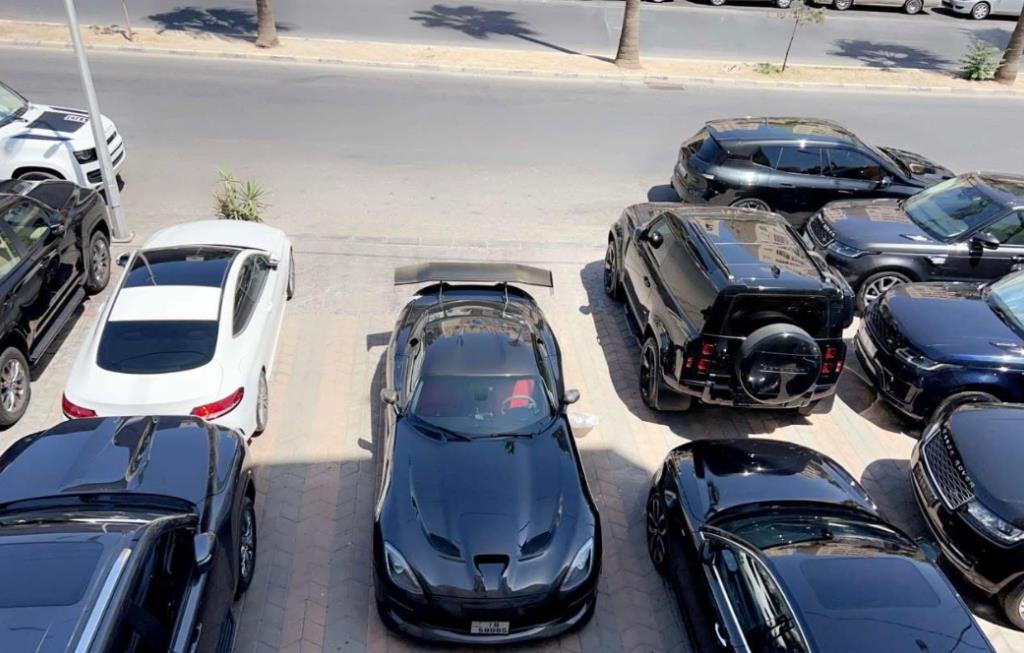 Mire For Car Trading Showroom