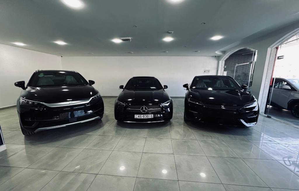 معرض العنوان لتجارة السيار