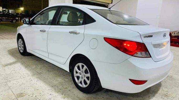 Hyundai Accent 2015