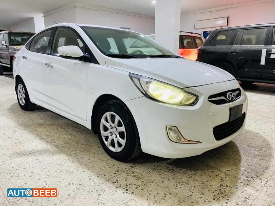 Hyundai Accent 2015