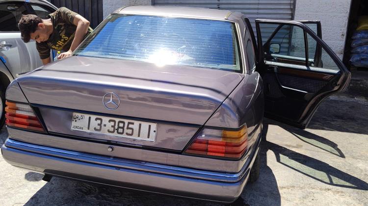 Mercedes Benz E200 1991