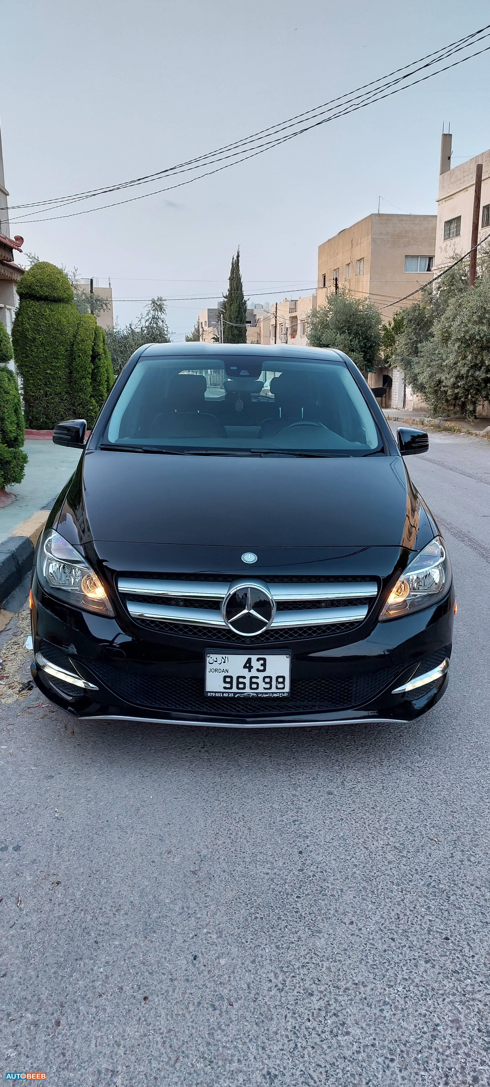 Mercedes Benz B250 2015