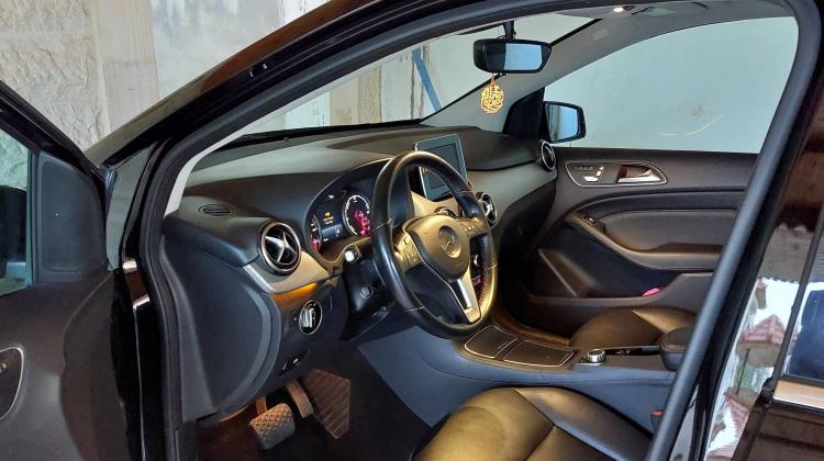 Mercedes Benz B250 2015