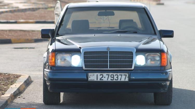 Mercedes Benz E200 1991