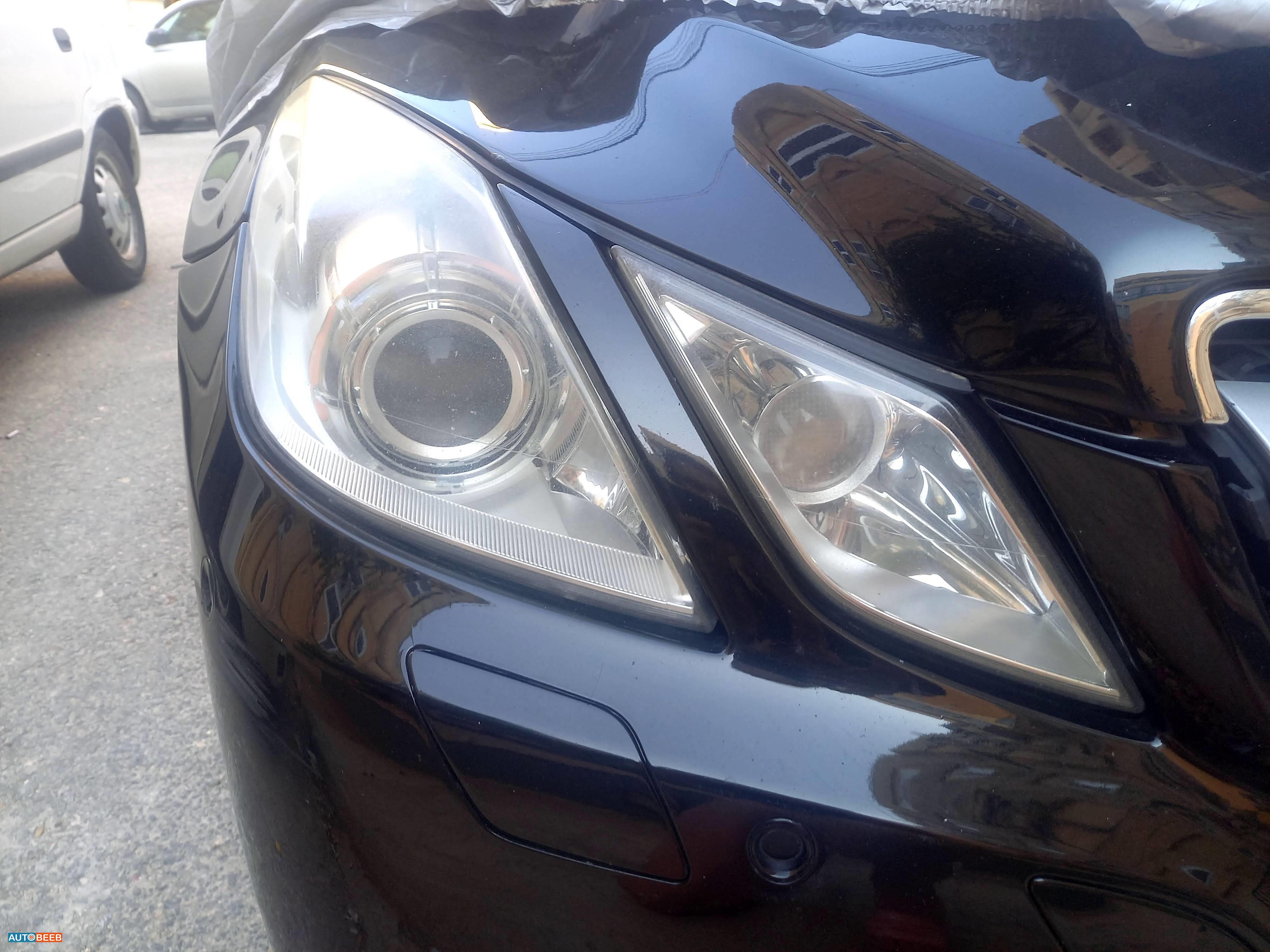 Mercedes-Benz E350 Coupe Headlamp right
