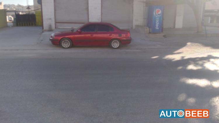 Hyundai Elantra 2004