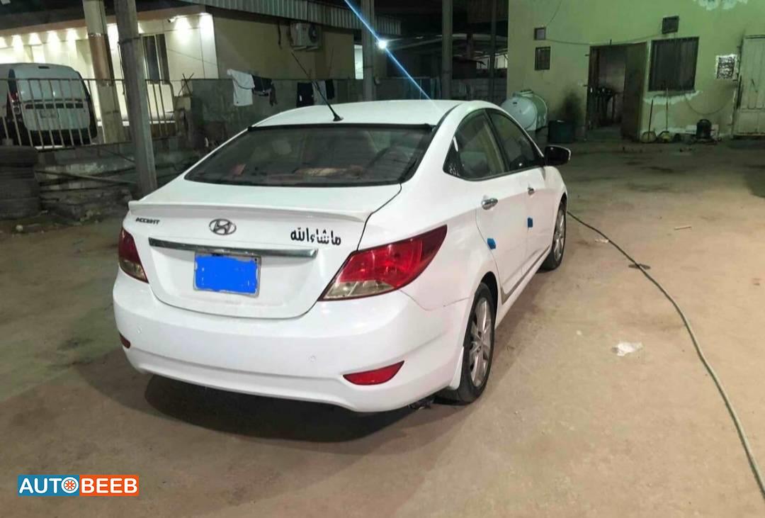 Hyundai Accent 2015