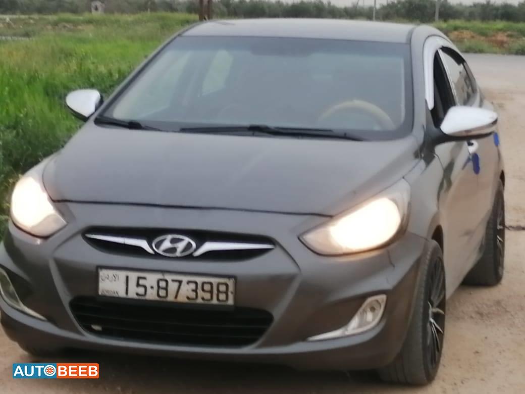 Hyundai Accent 2012