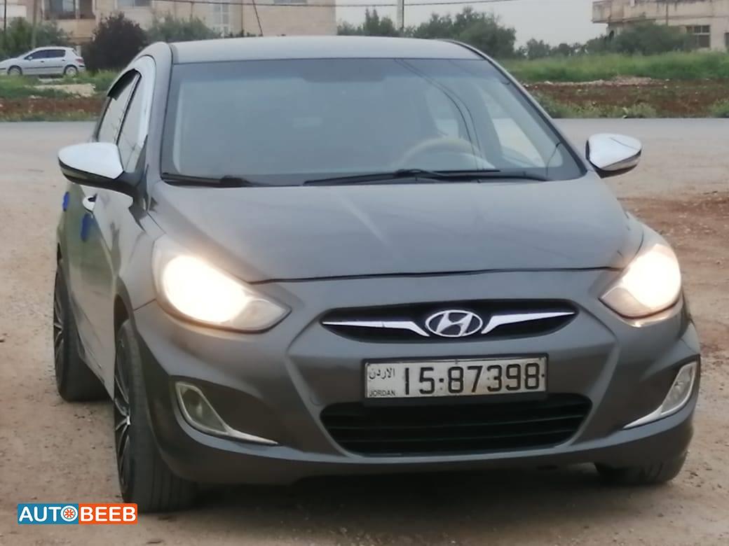 Hyundai Accent 2012