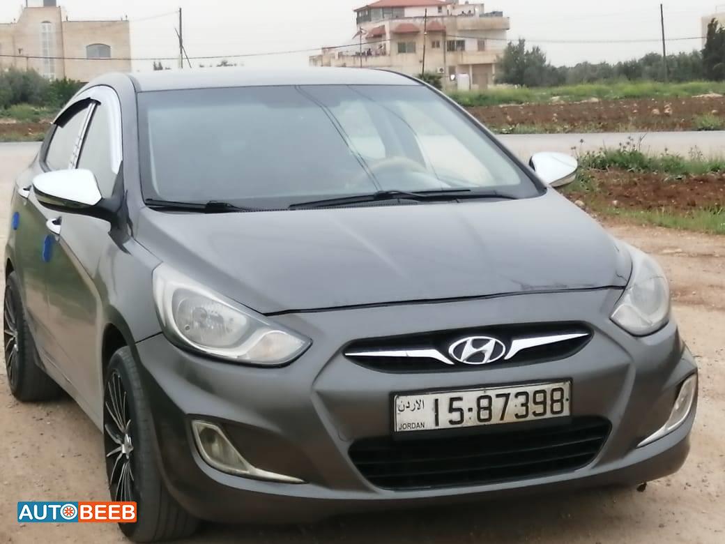 Hyundai Accent 2012