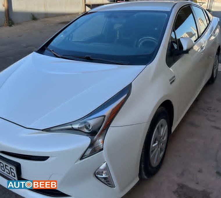 Toyota Prius 2017