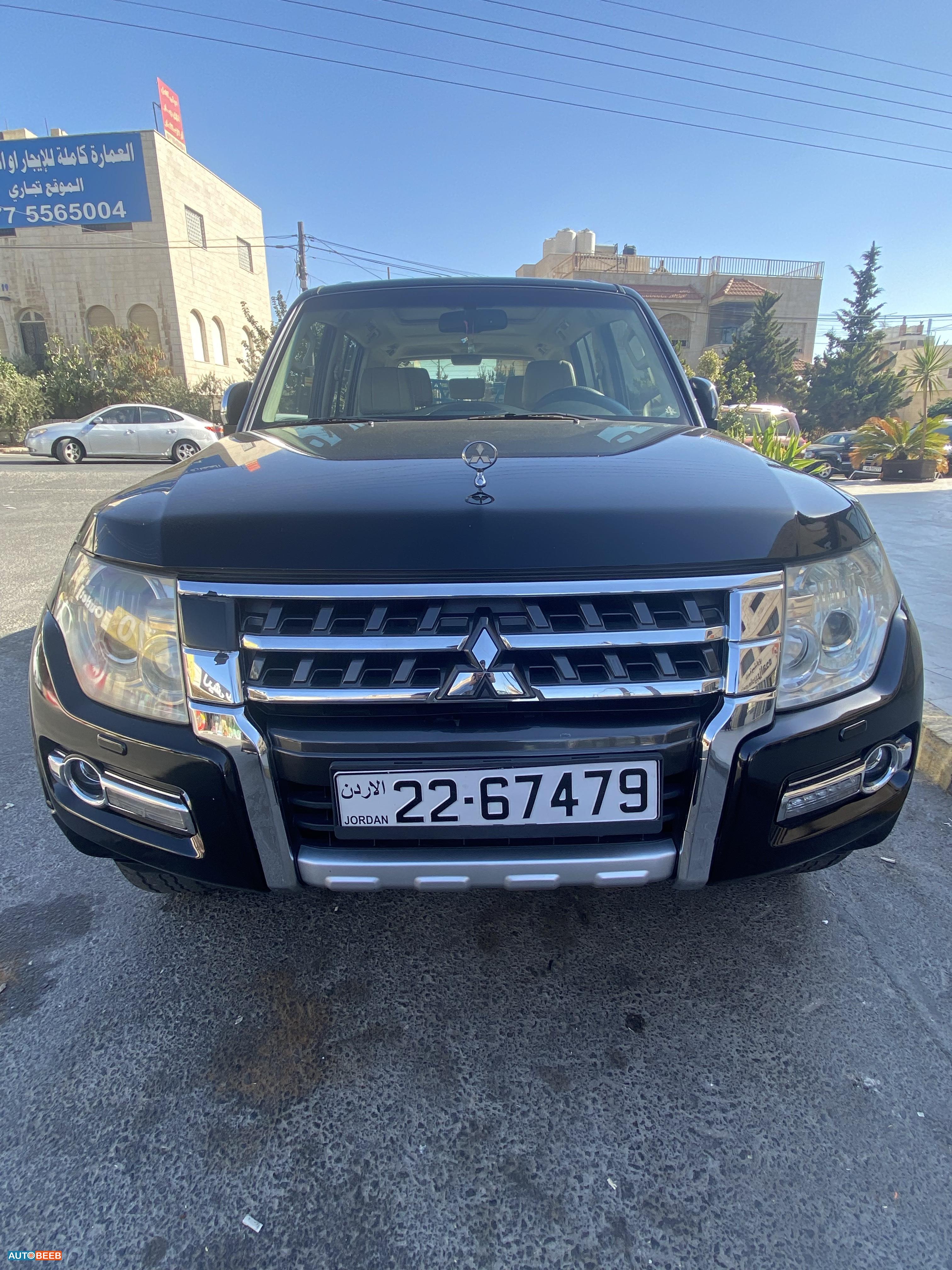 Mitsubishi Pajero 2015