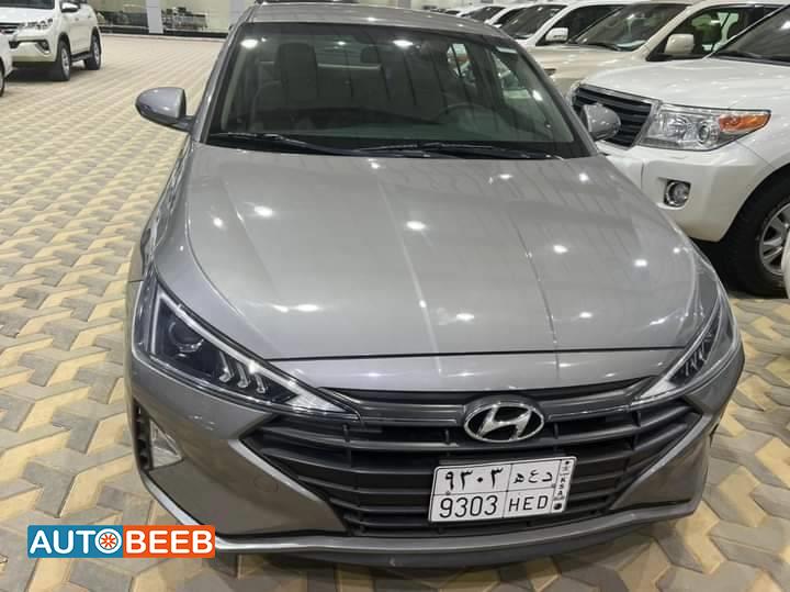 Hyundai Elantra 2019