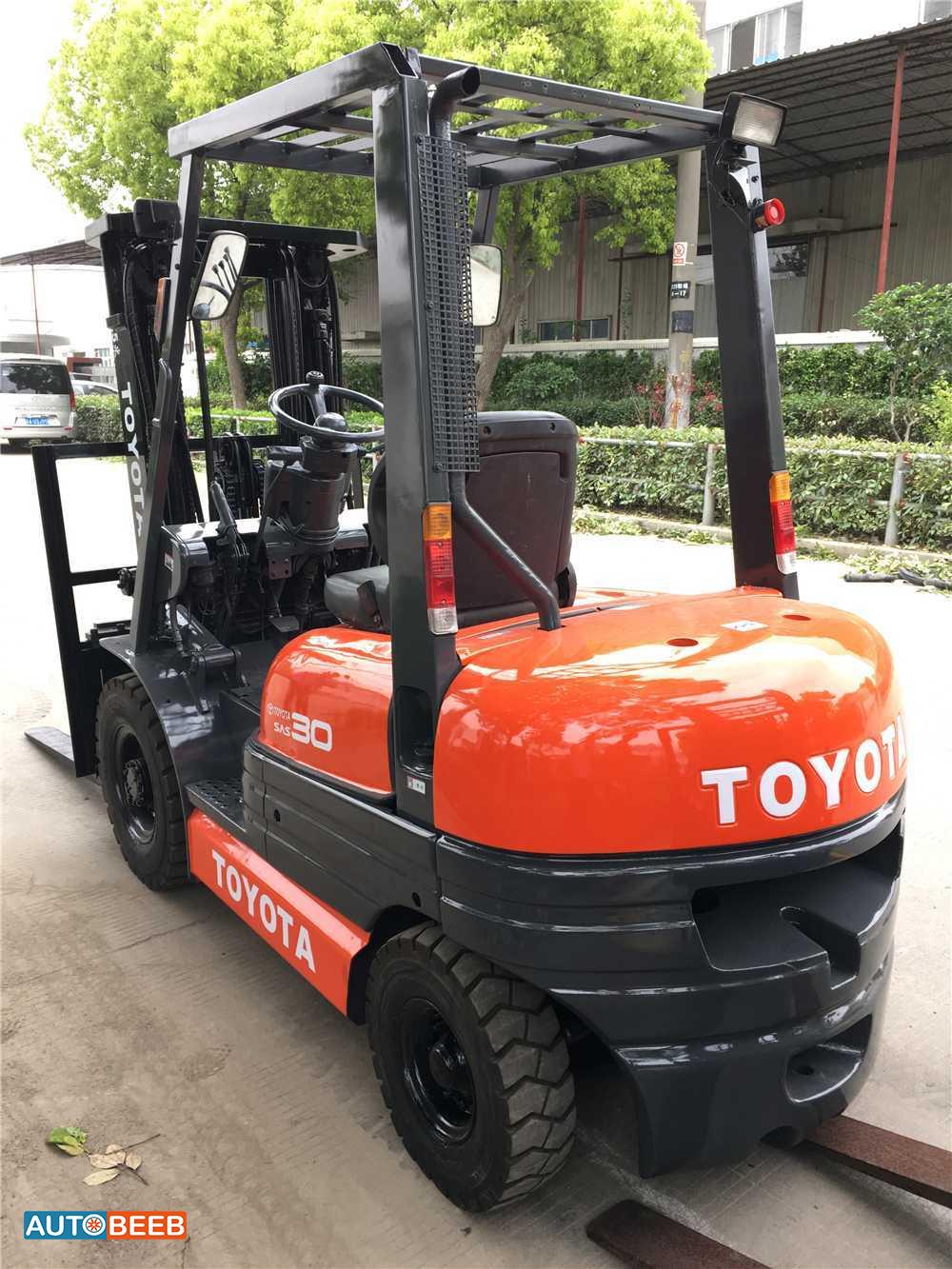 Forklift Toyota 2017