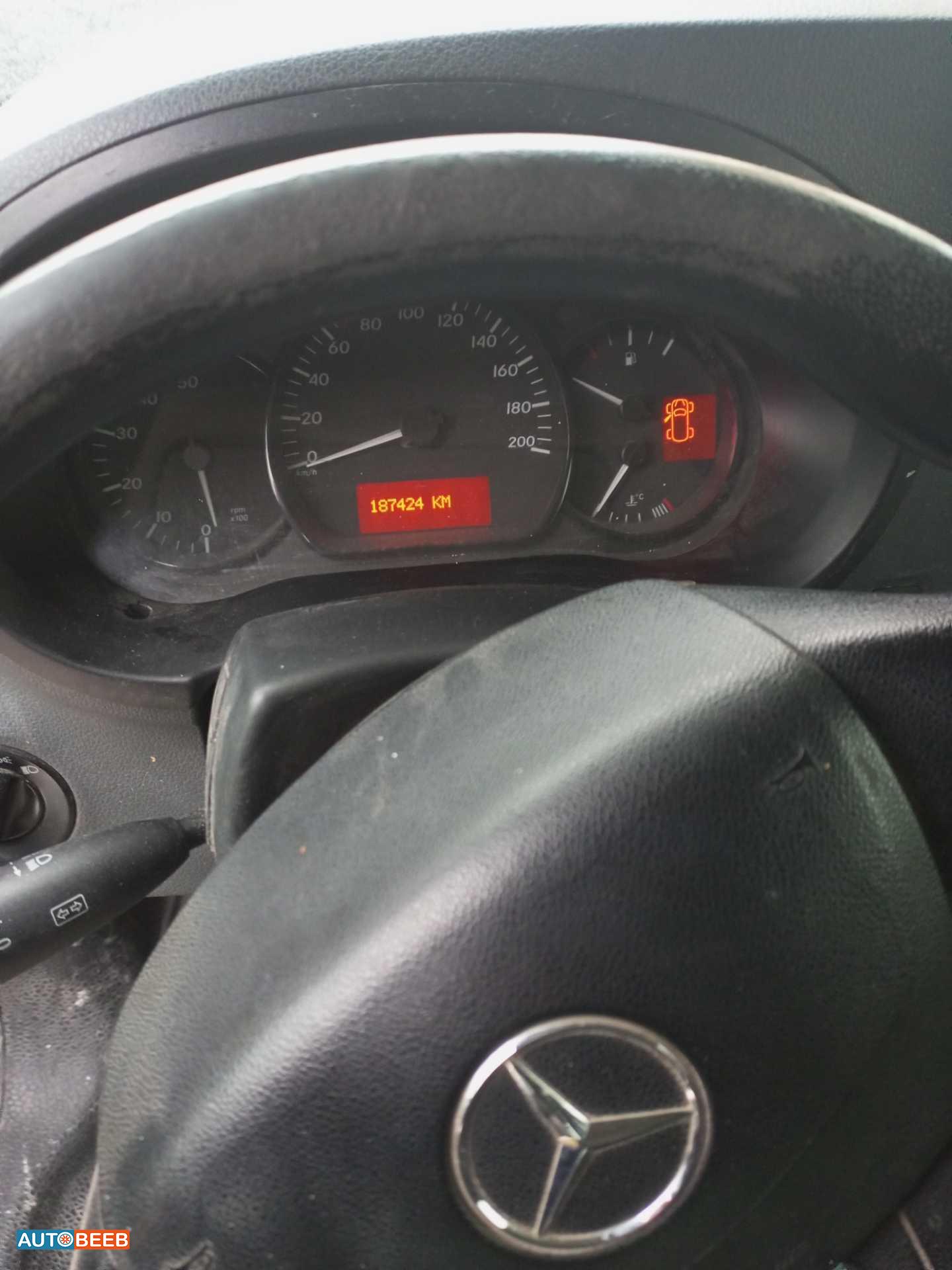 Minivan Mercedes Benz 2014