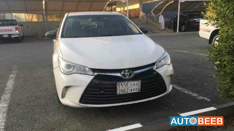 Toyota Camry 2016