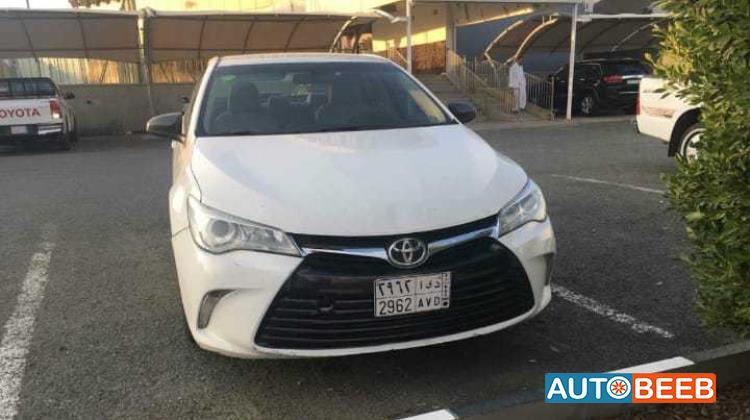 Toyota Camry 2016