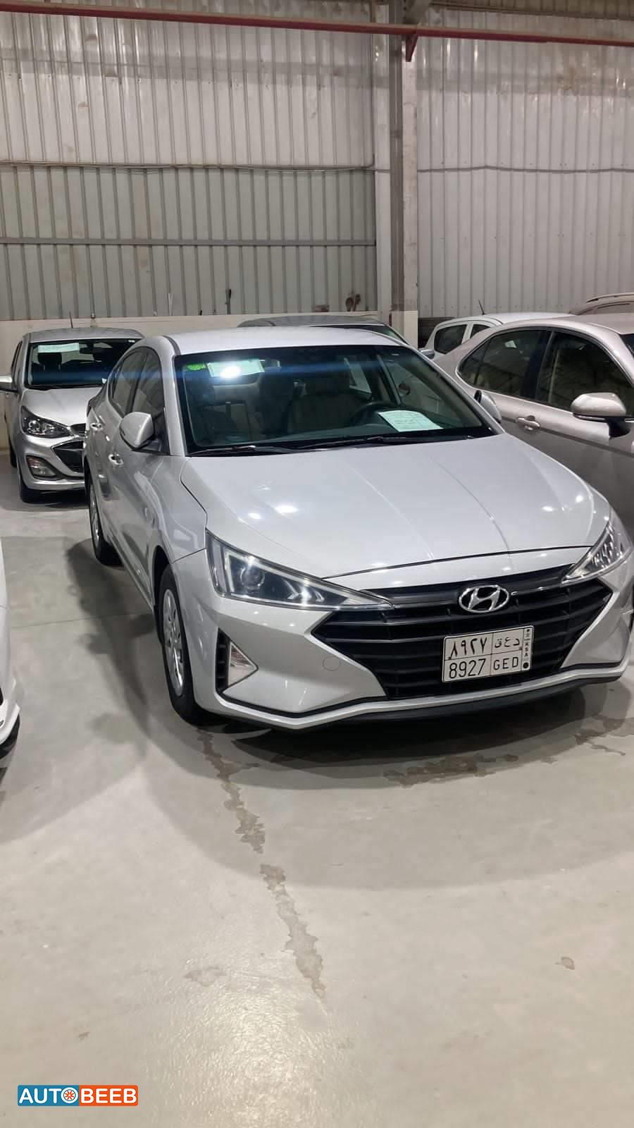 Hyundai Elantra 2019