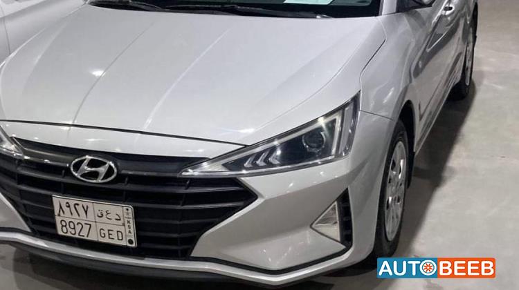 Hyundai Elantra 2019