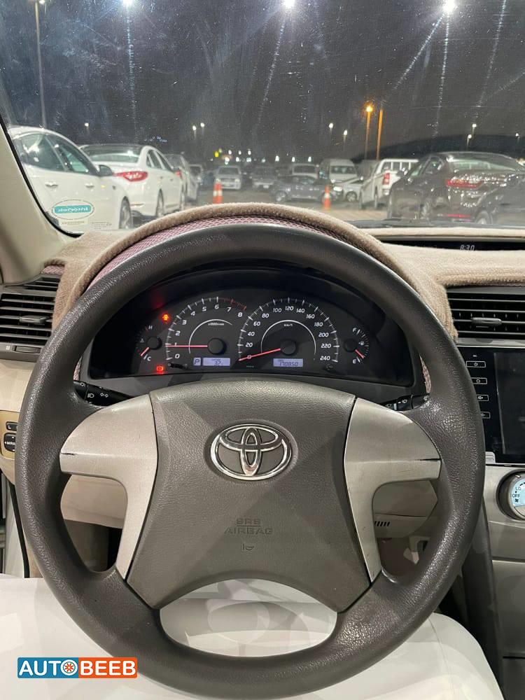 Toyota  0