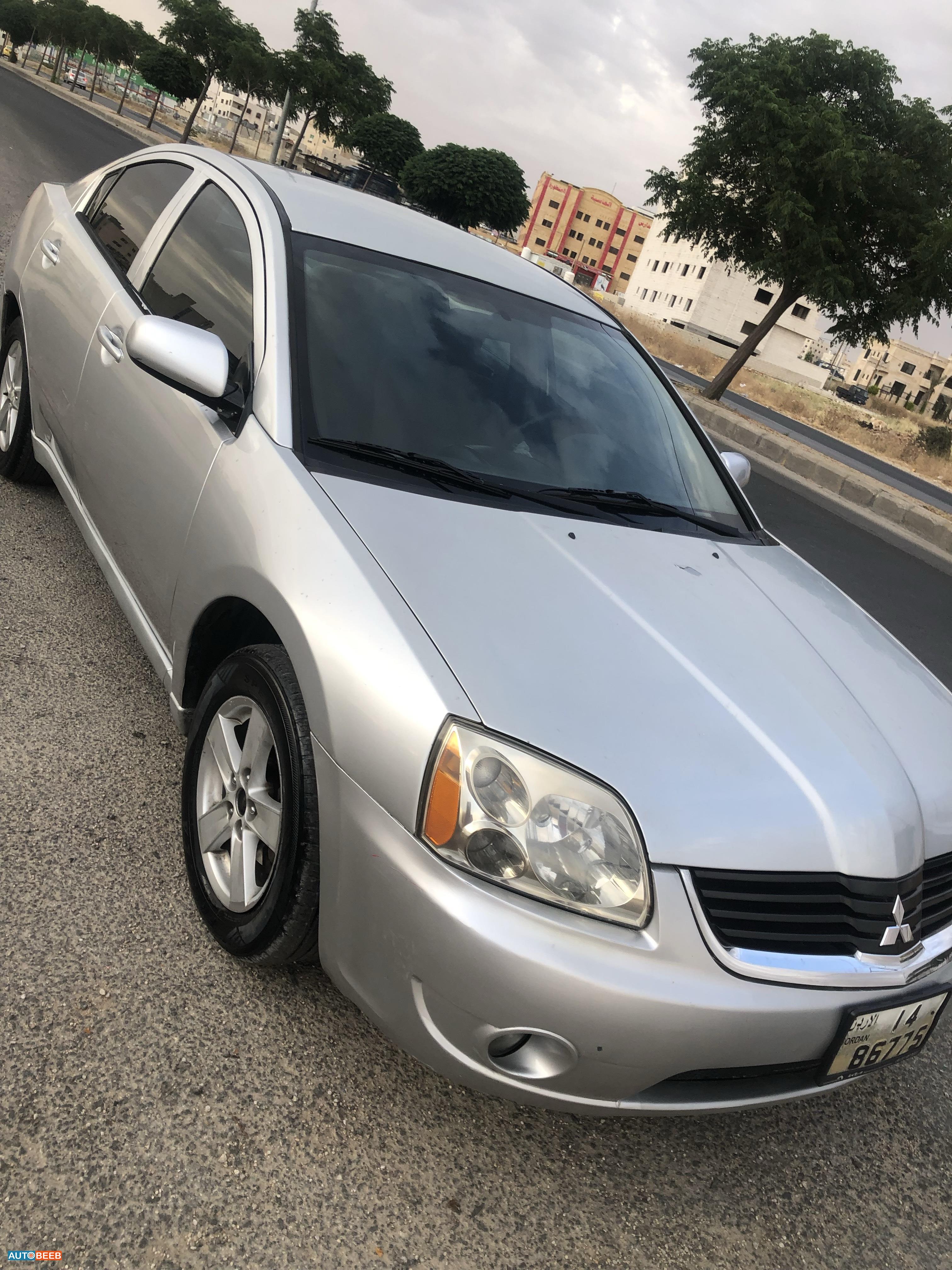 Mitsubishi Galant 2008