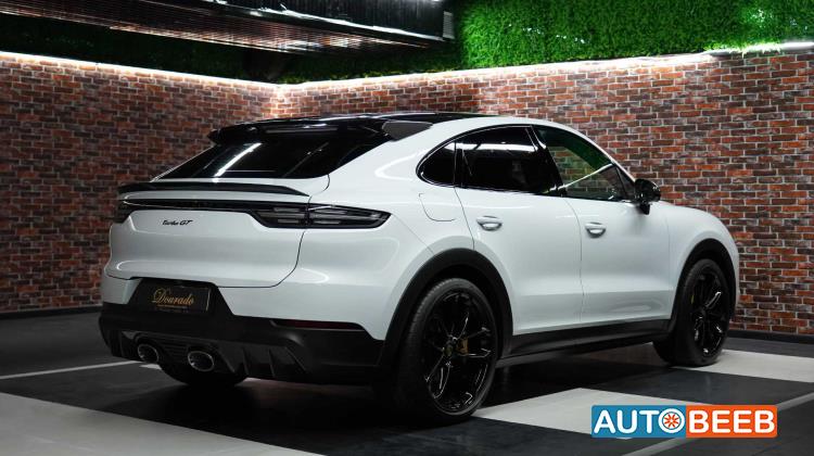 Porsche Cayenne 2023