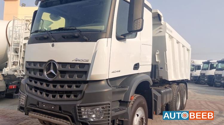 Tipper Mercedes Benz 2023