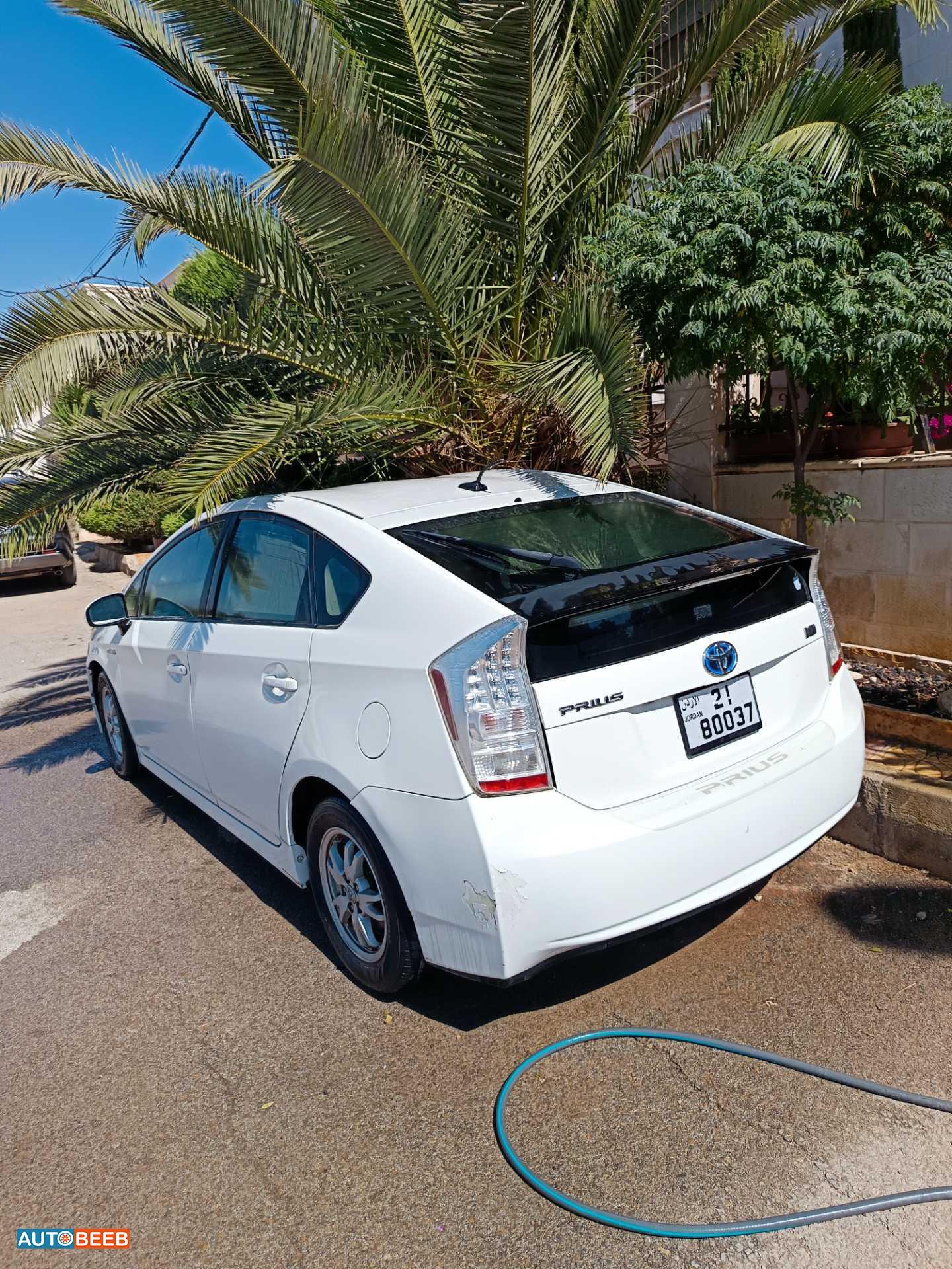 Toyota Prius 2011