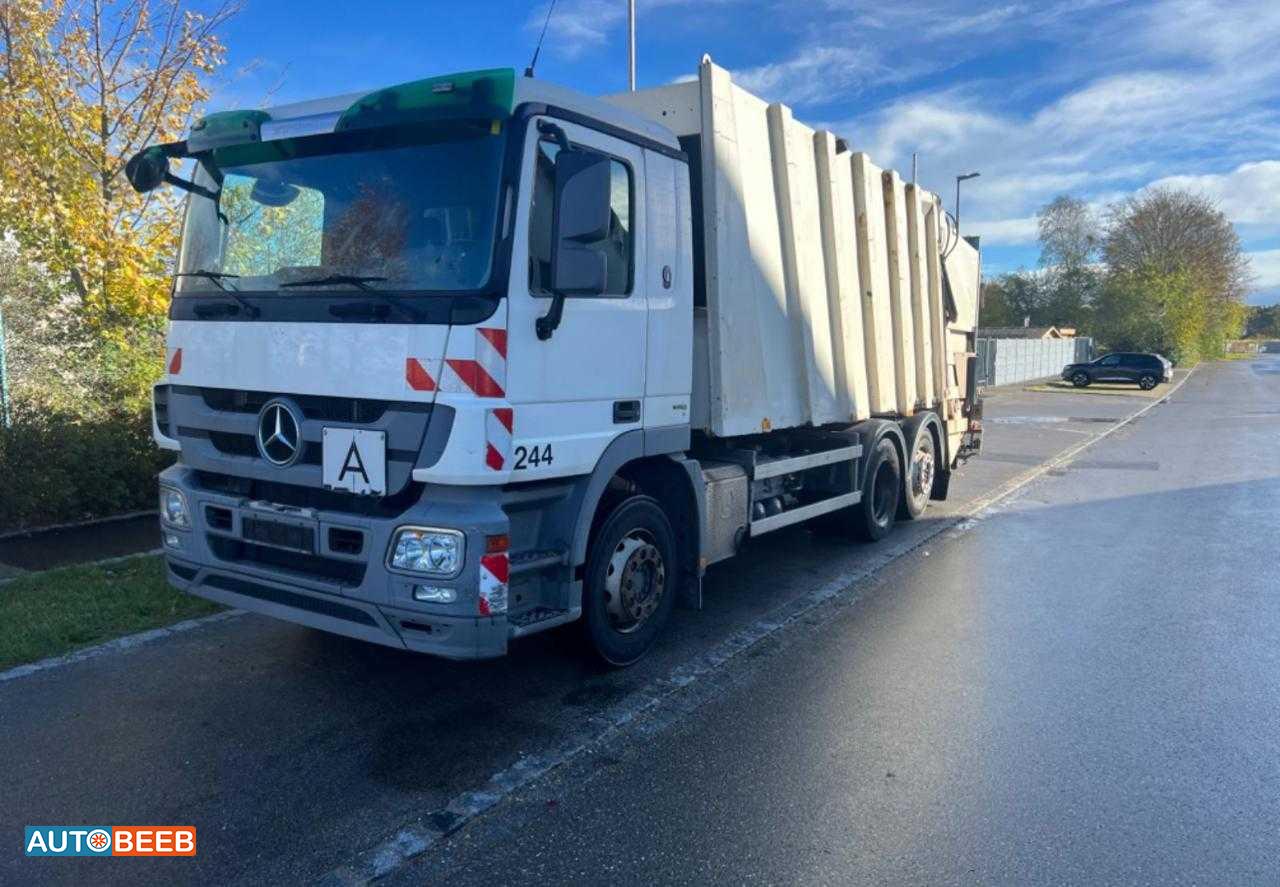 Waste Compactor Mercedes Benz 2009