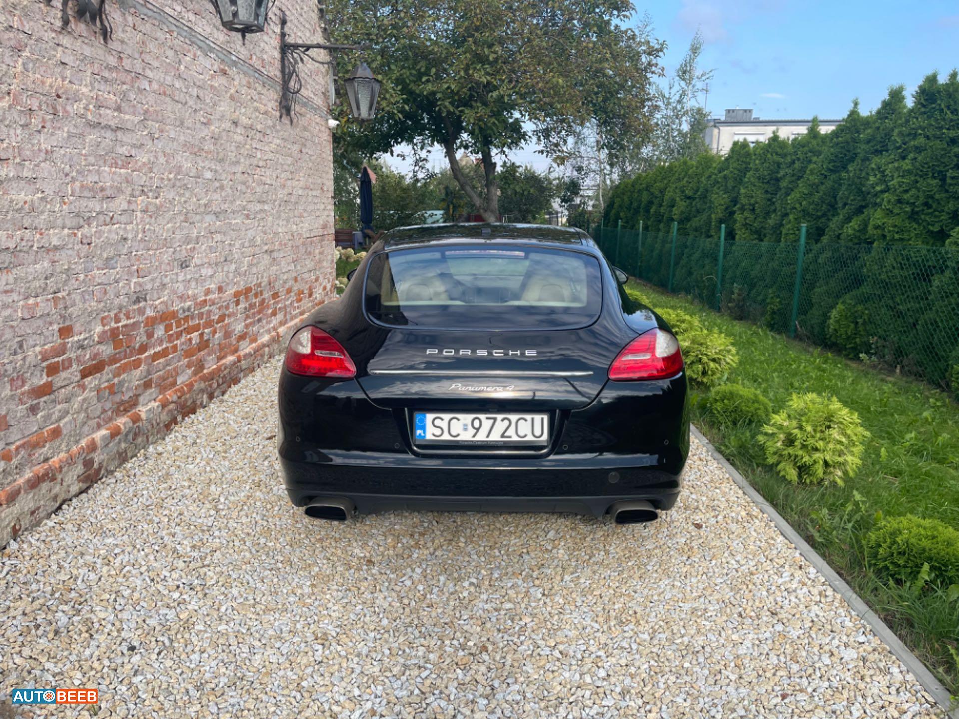 Porsche Panamera 2011