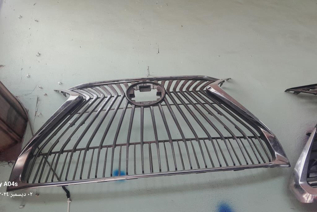 Body  Grilles Lexus ES300