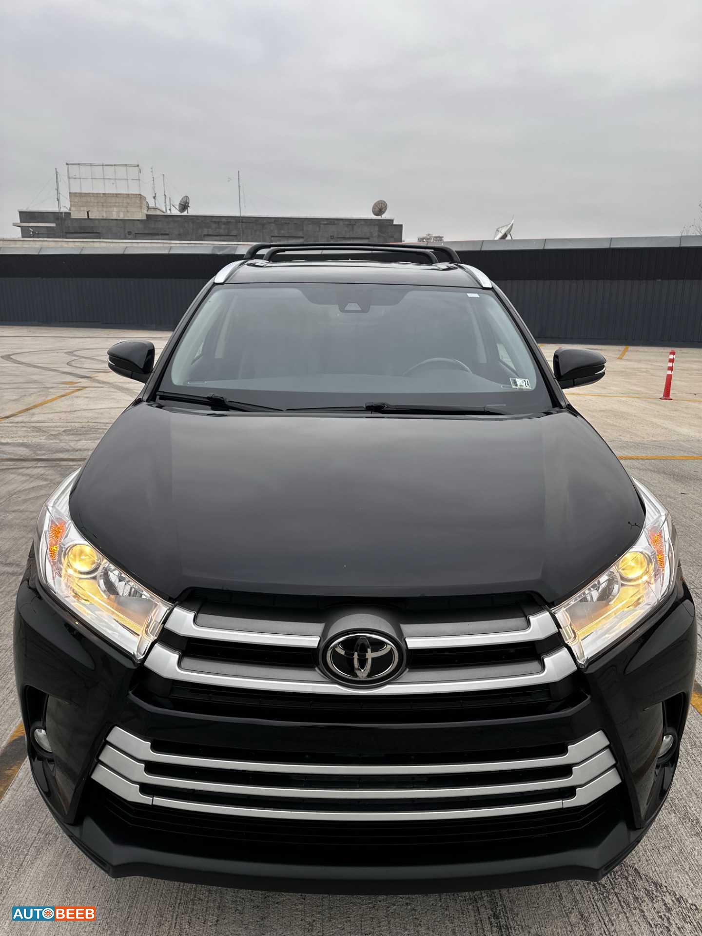 Toyota Highlander 2019