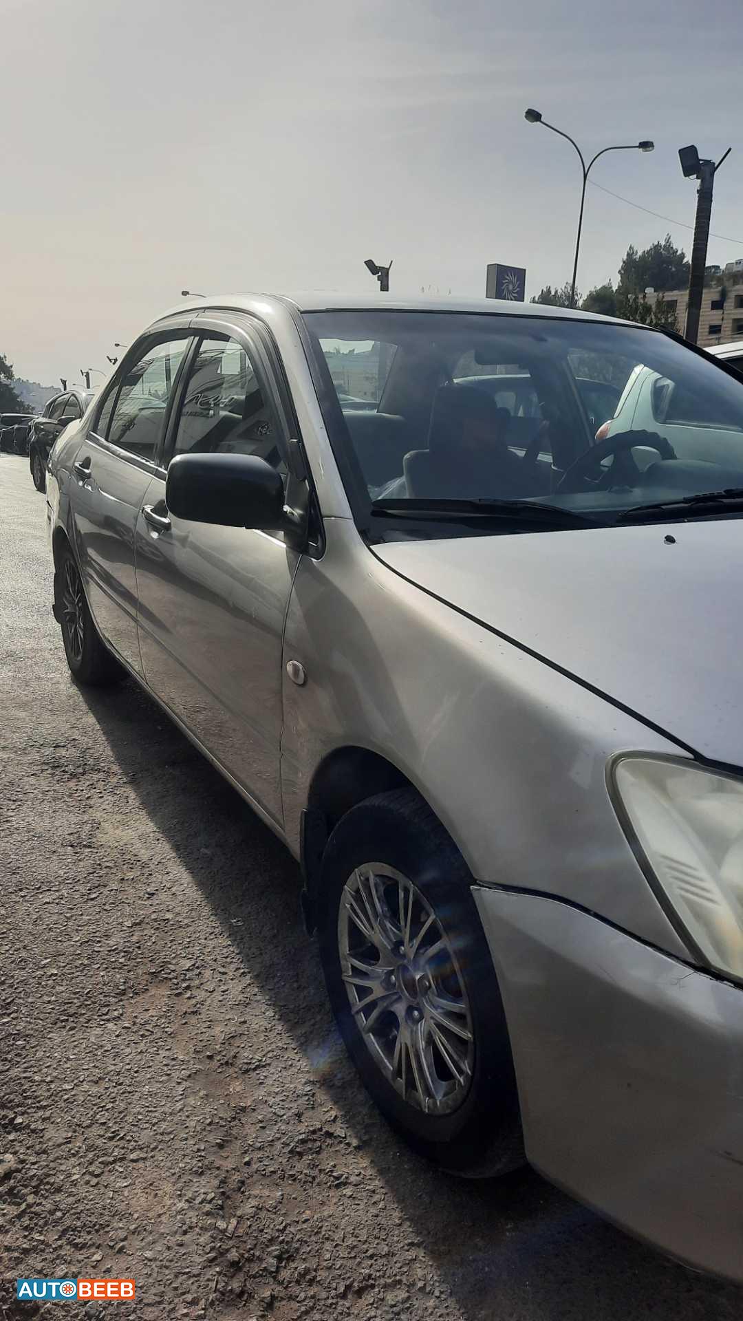 Mitsubishi Lancer 2005