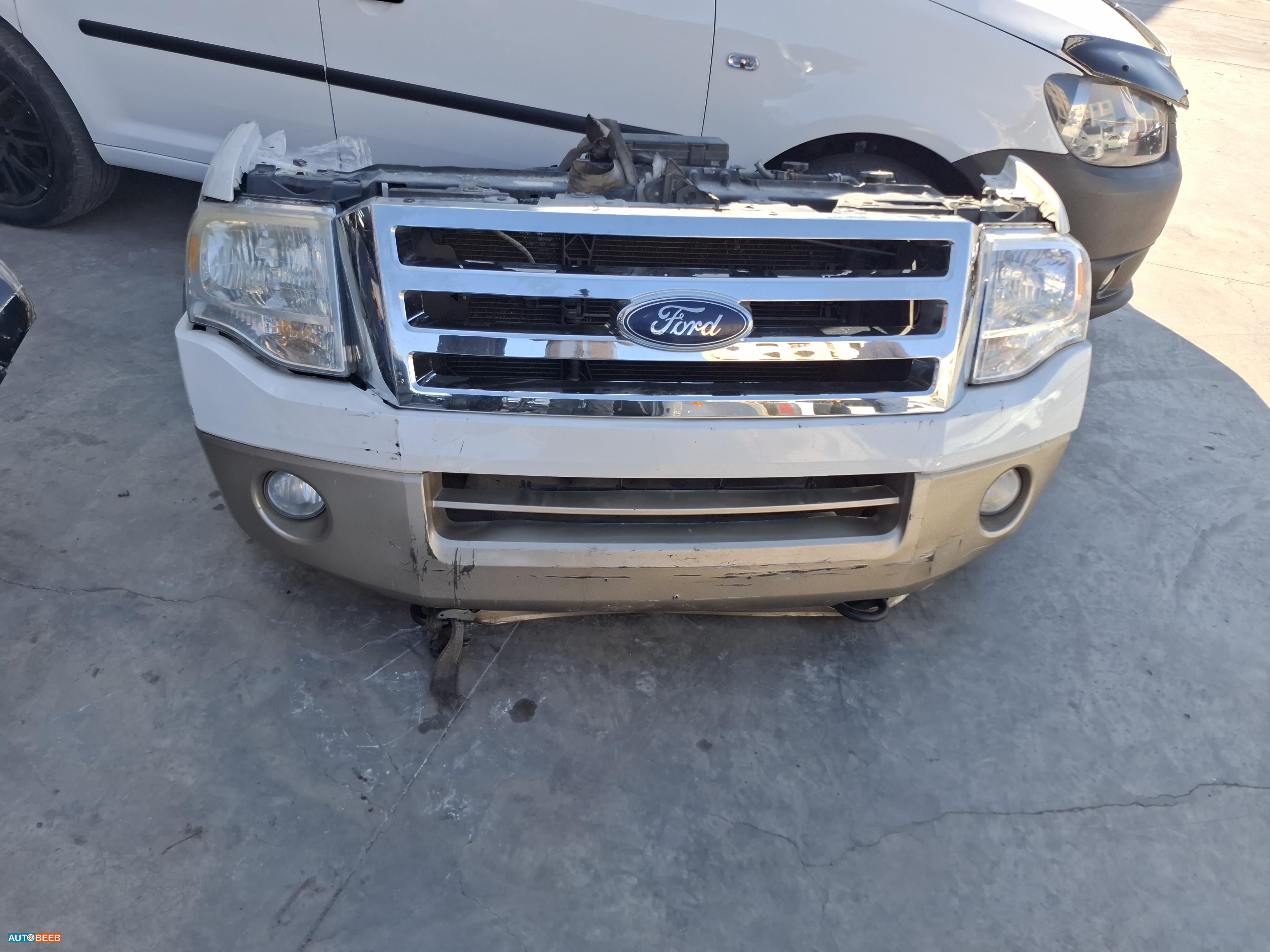 Body  Bumper Ford Excursion