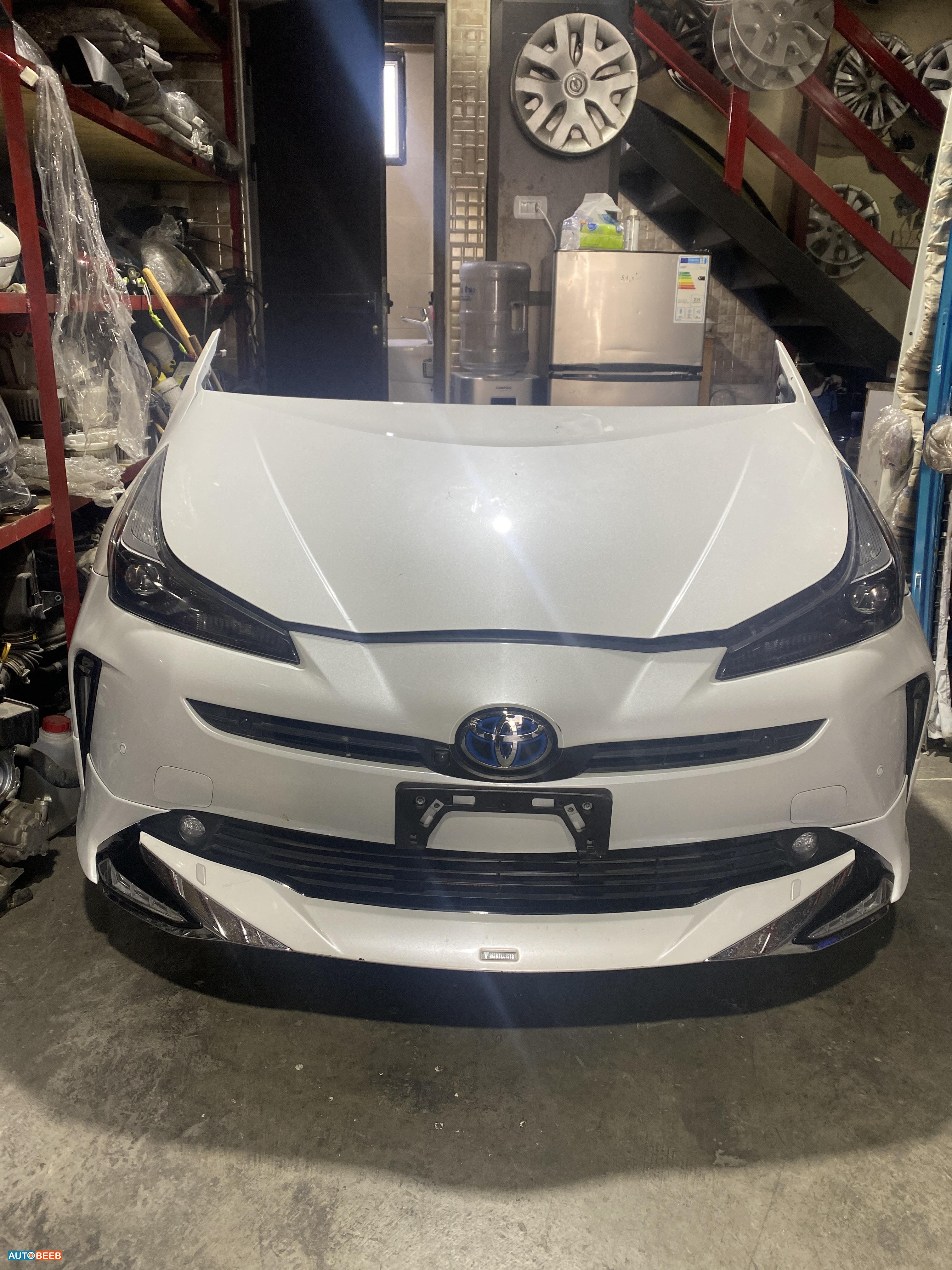 Body  Bumper Toyota Prius