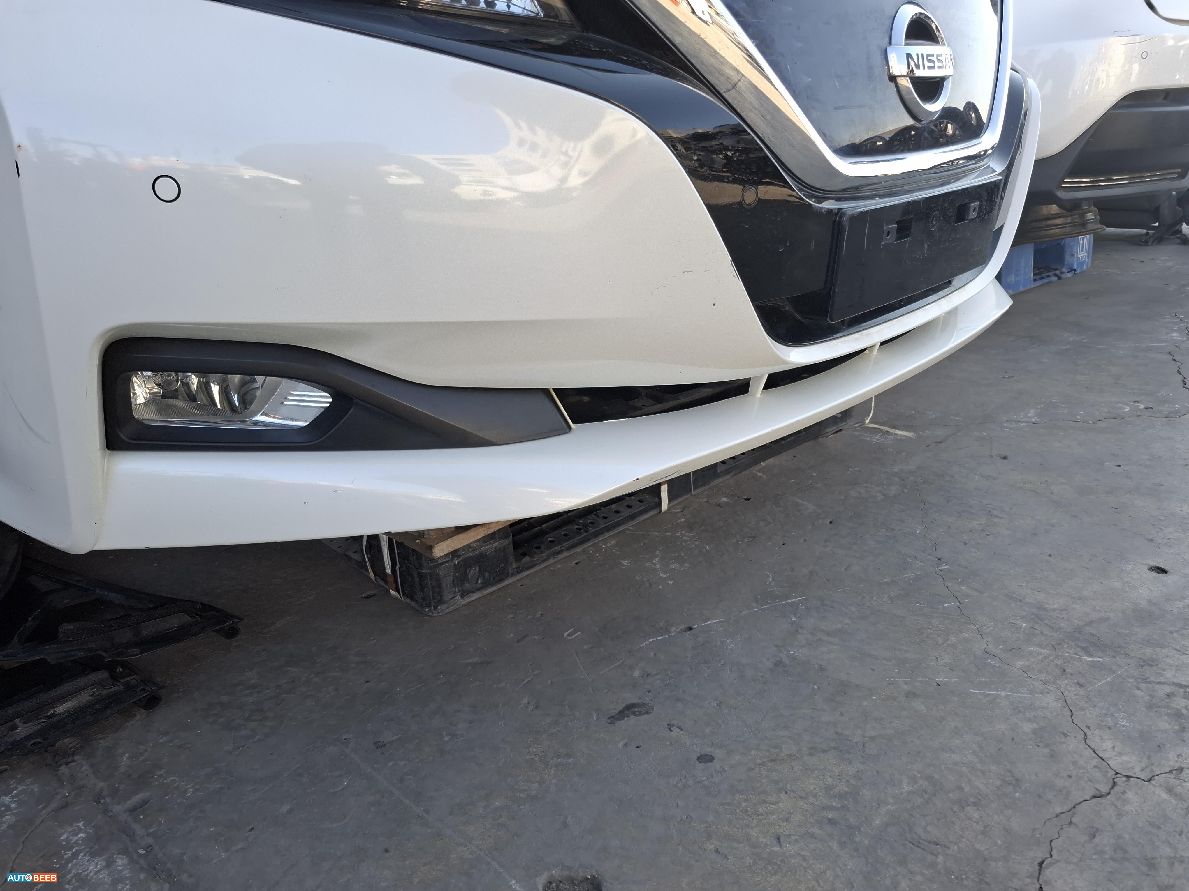 Body  Bumper Nissan Leaf