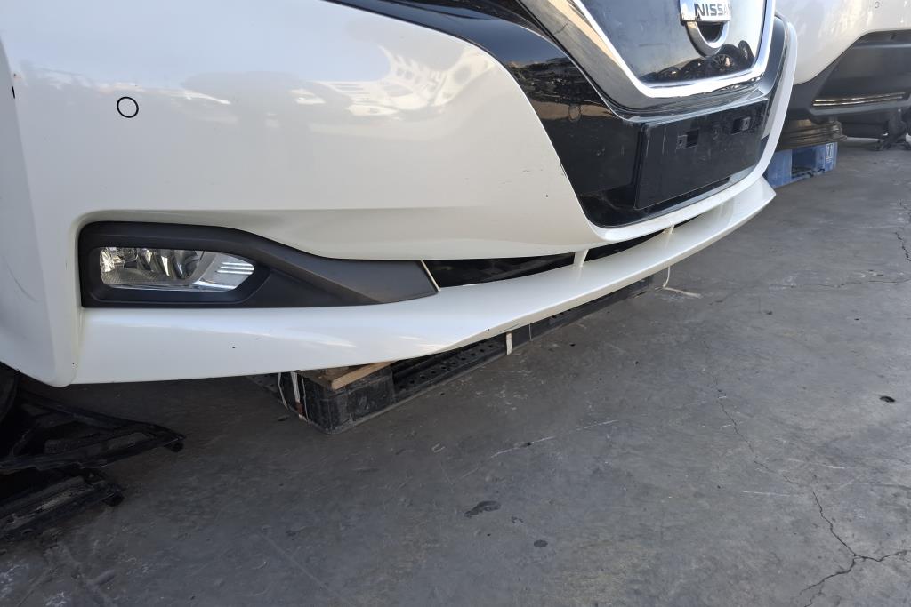 Body  Bumper Nissan Leaf