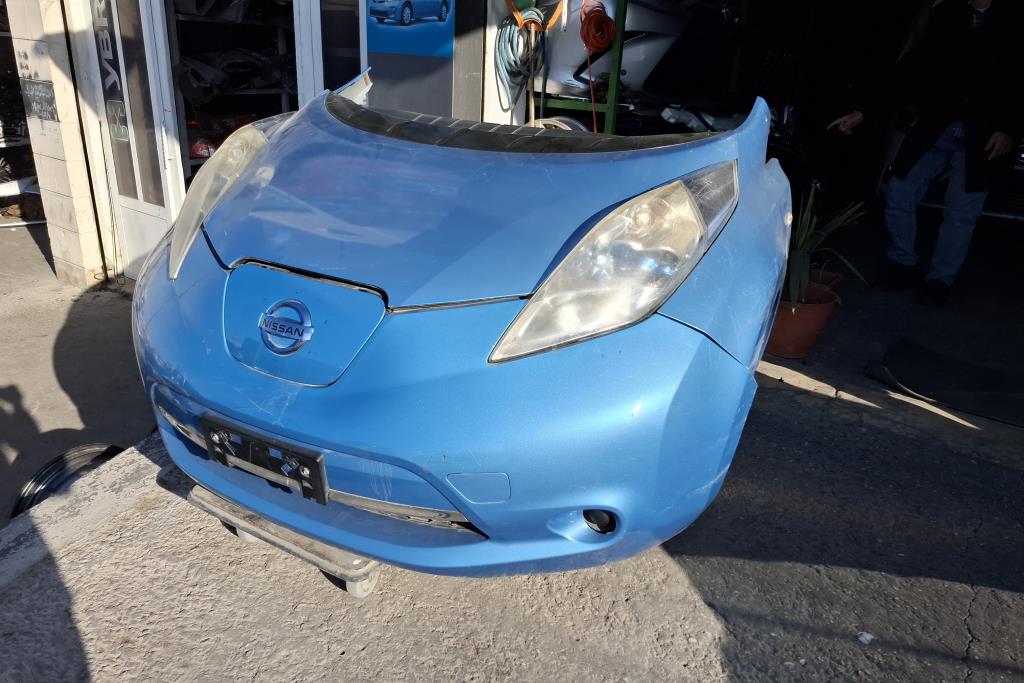 Body  Bumper Nissan Leaf