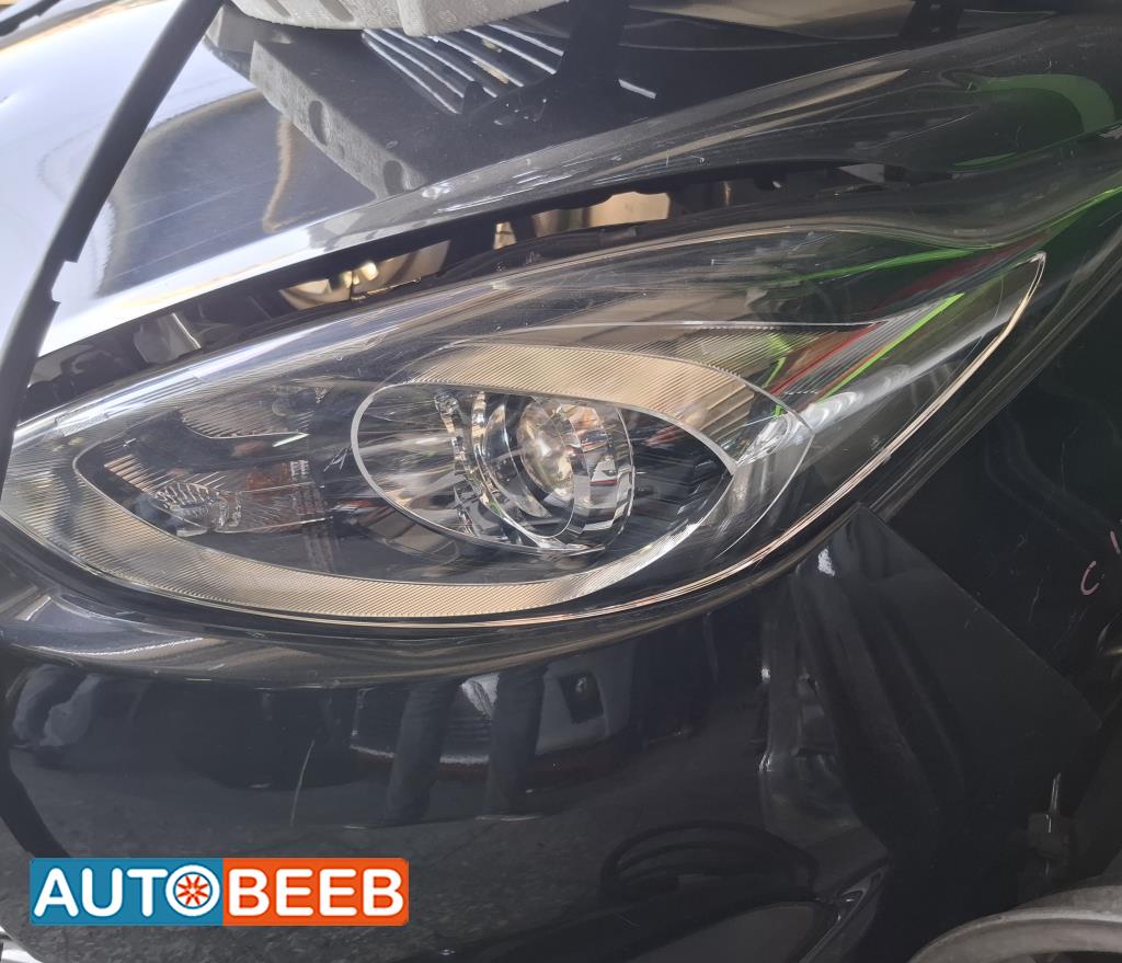 Lights Front light Toyota Prius C