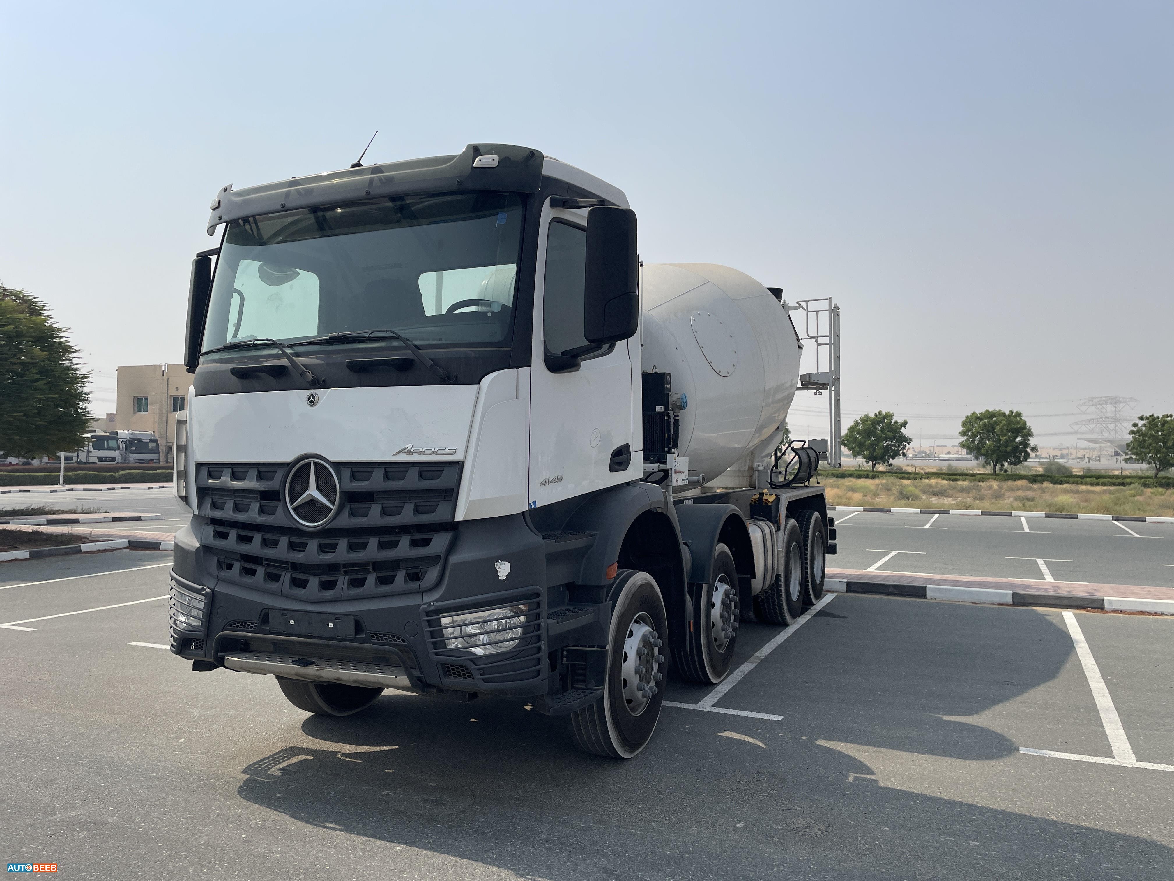 Concrete Mixer Mercedes Benz 2023