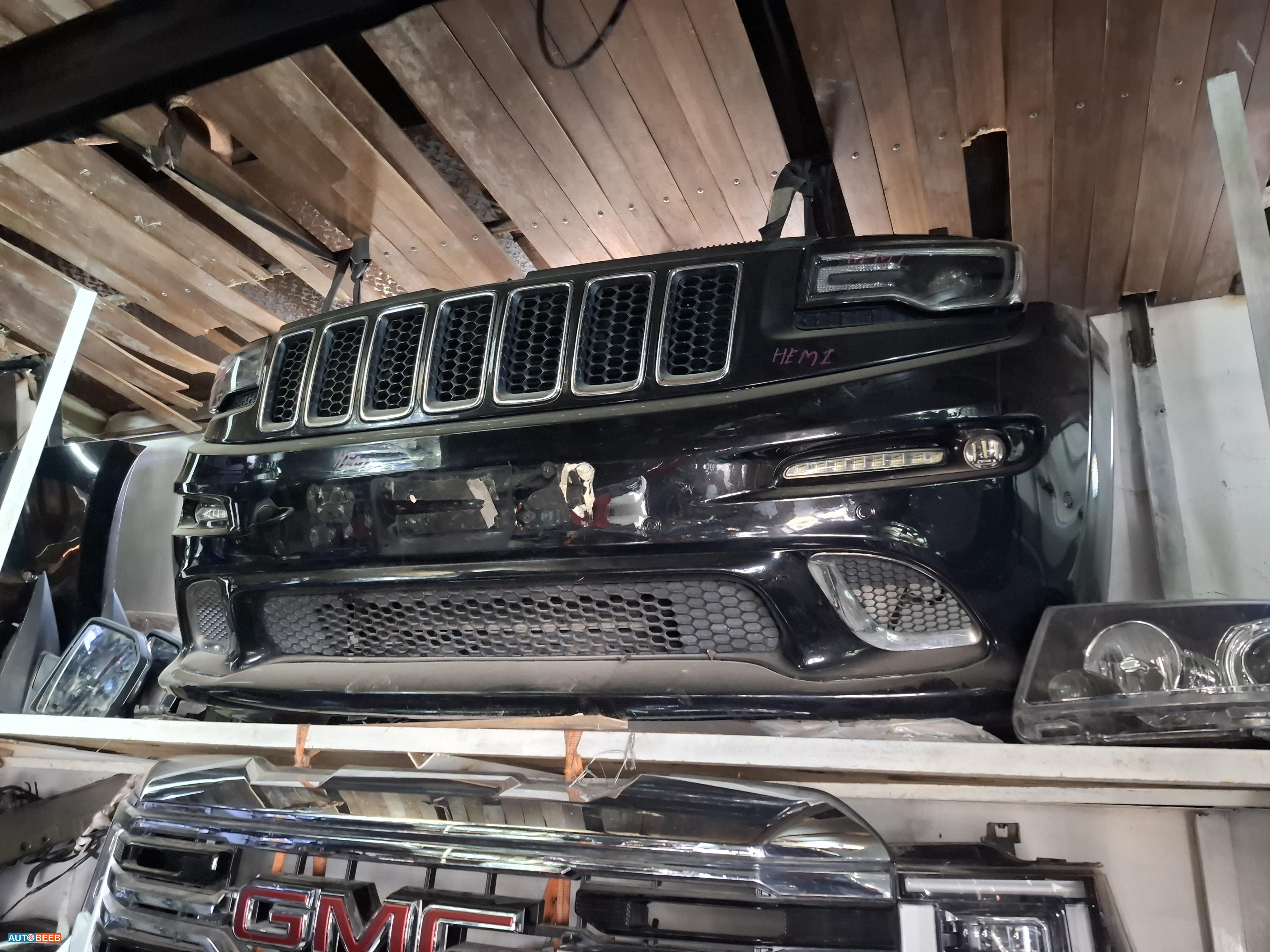 Body  Bumper Jeep Cherokee