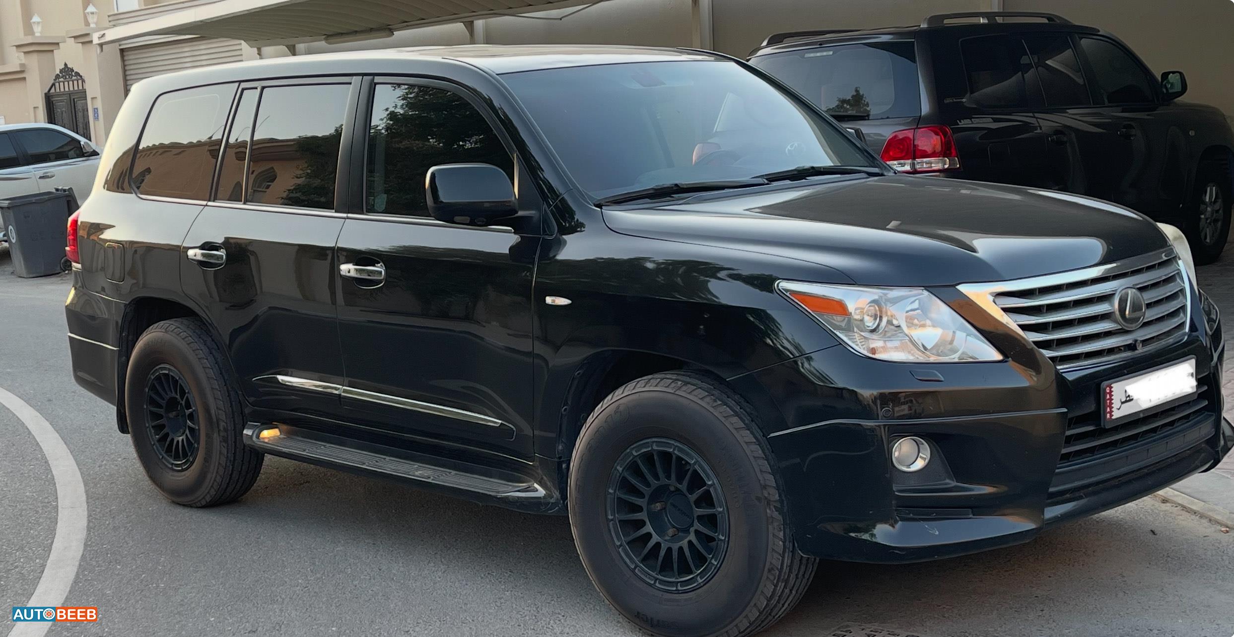 Lexus LX570 2011