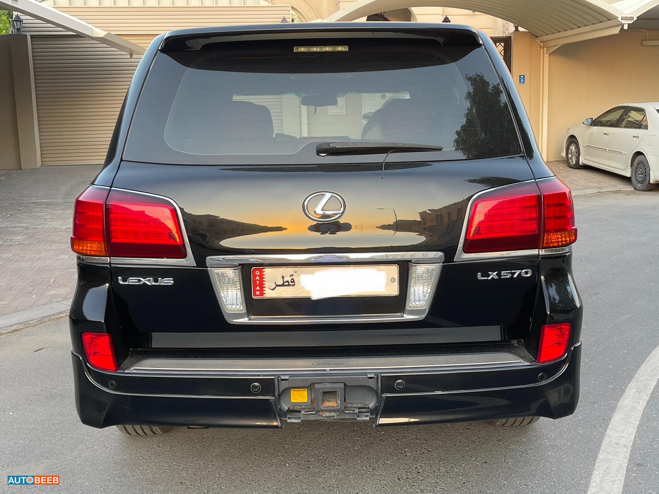 Lexus LX570 2011