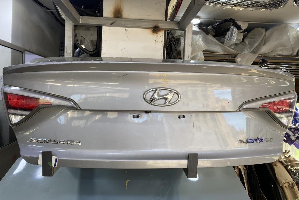 Body  Trunk Hyundai Sonata