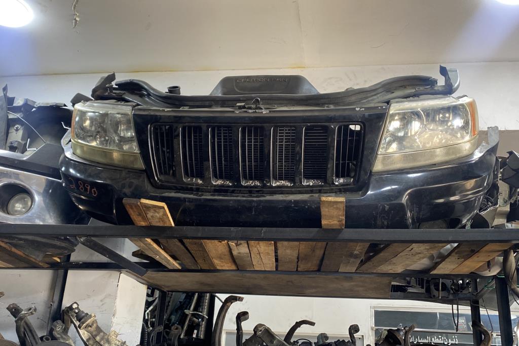 Body  Bumper Jeep Grand Cherokee