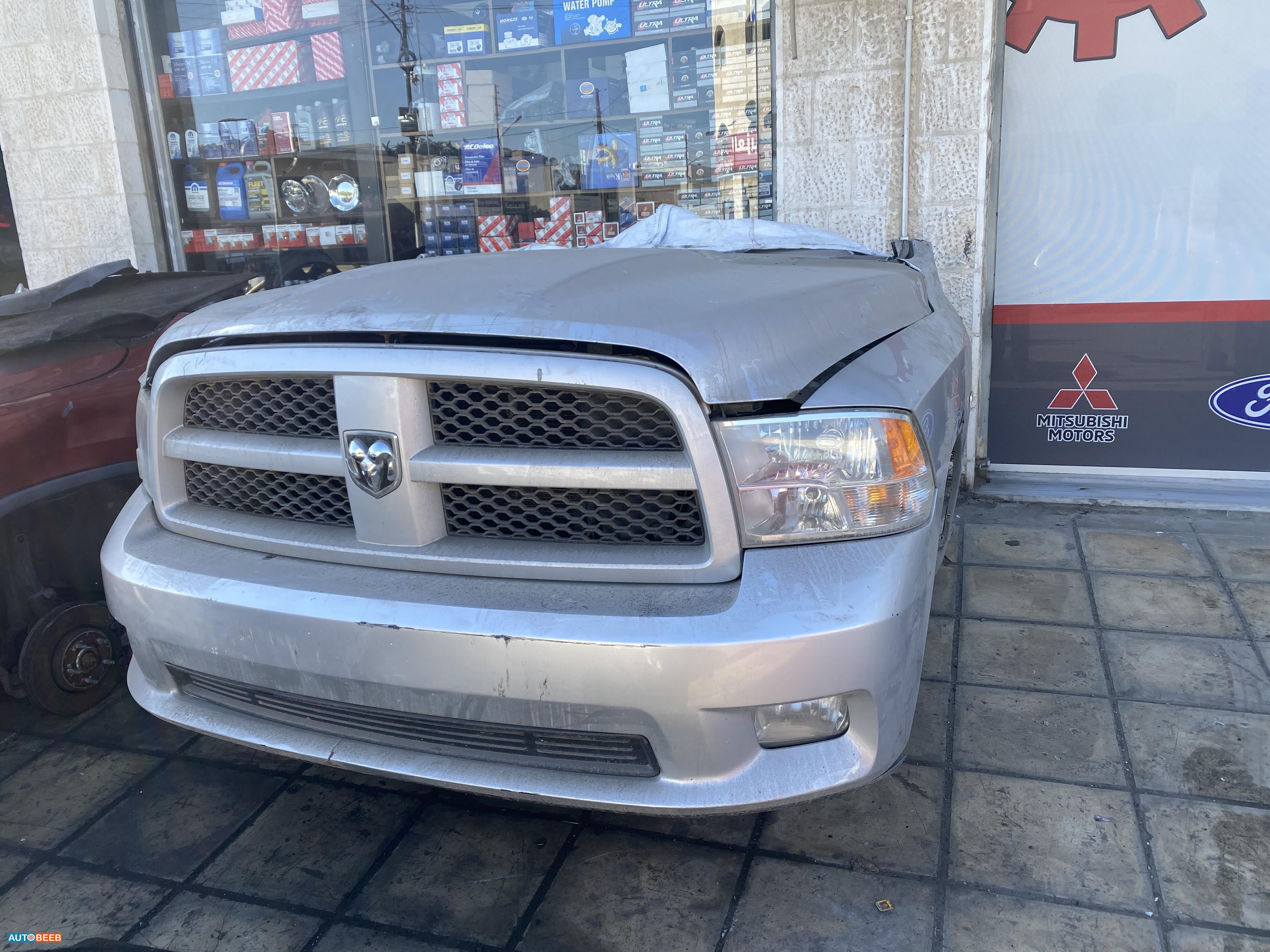 Body  Bumper Dodge RAM