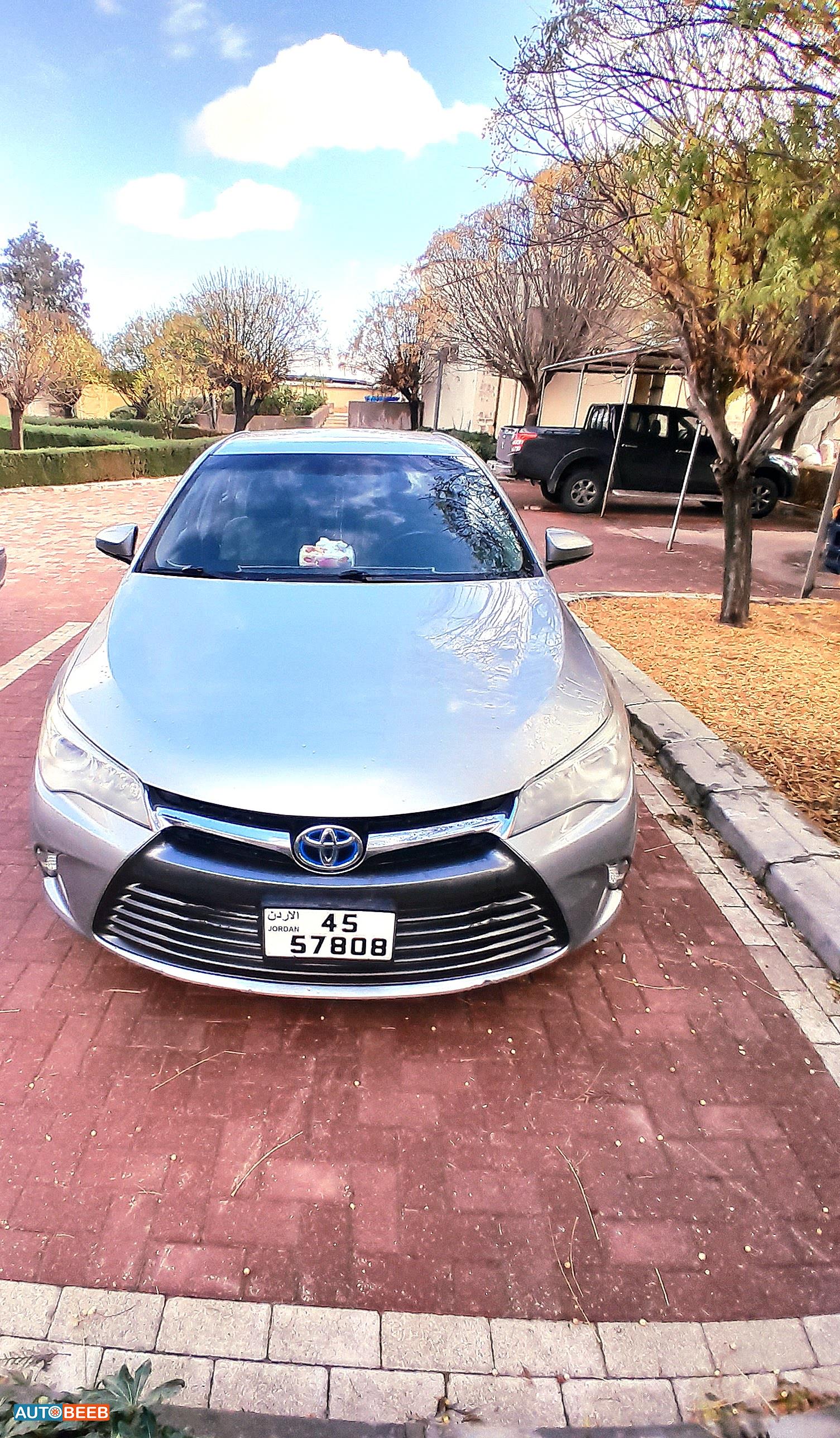 Toyota Camry 2016