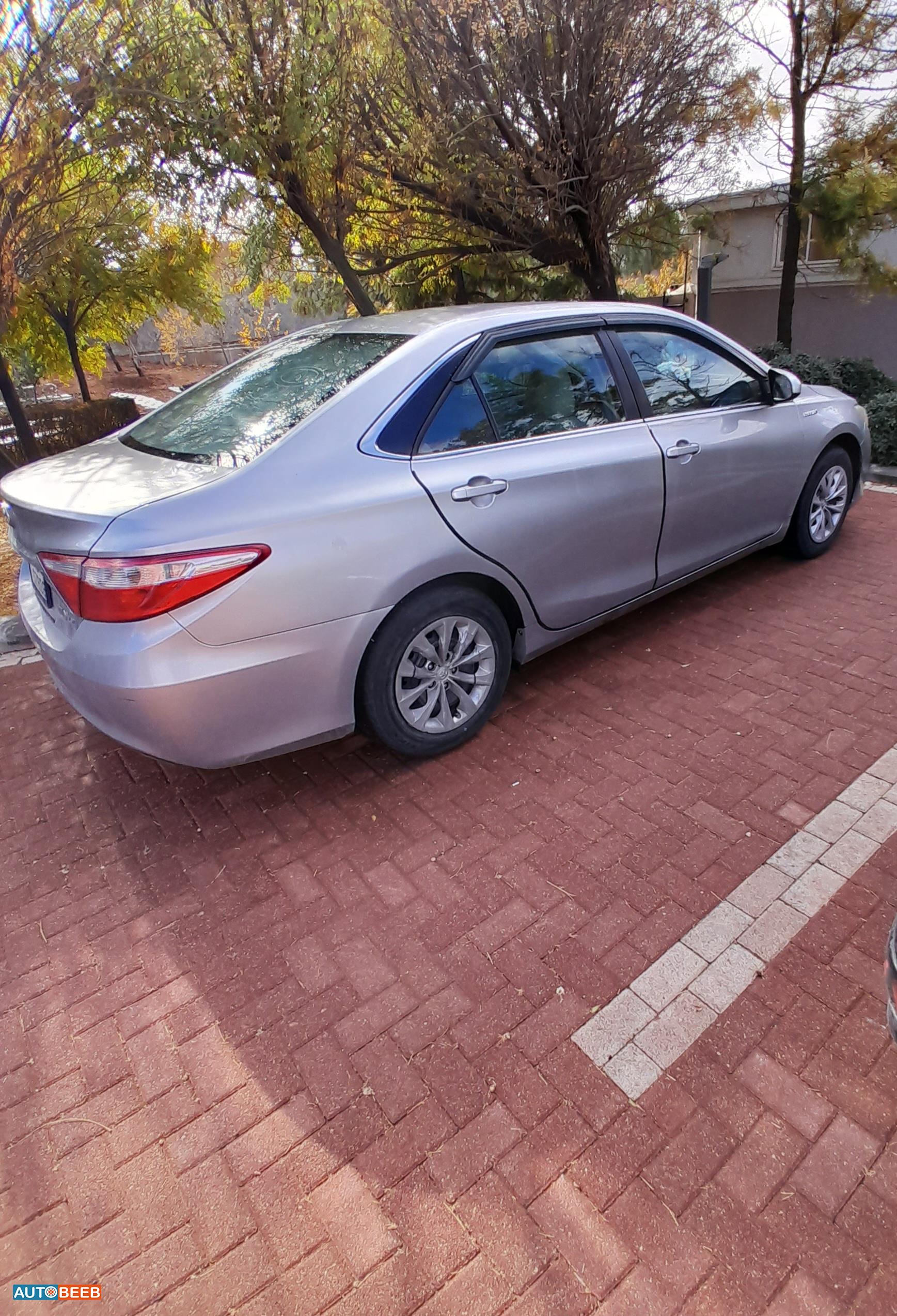 Toyota Camry 2016