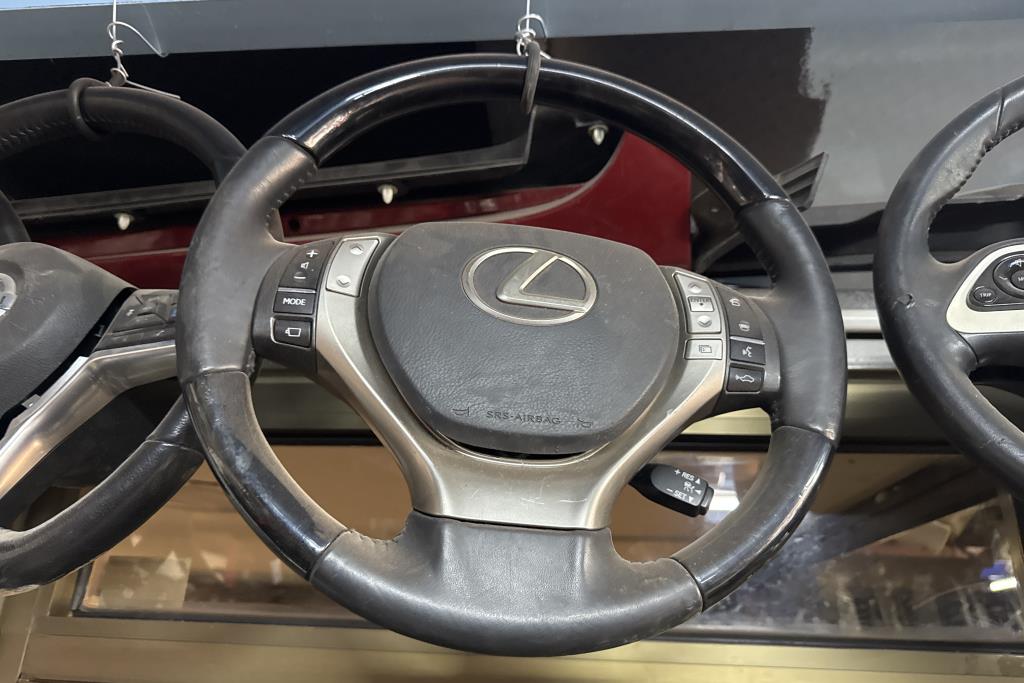 Cabin  Steering Wheel Lexus RX450