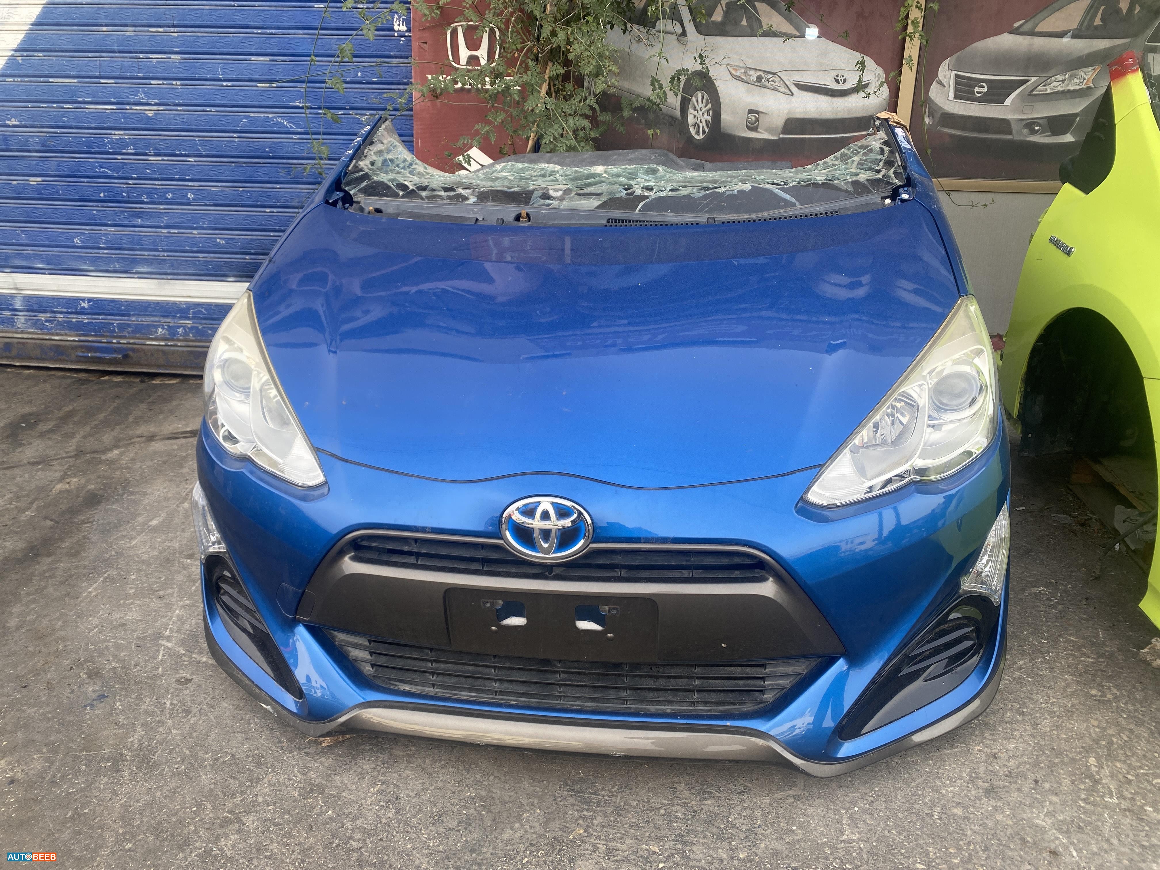 Body  Bumper Toyota Prius C